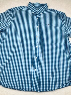 Vineyard Vines Whale Shirt. Blue/ white short sleeve button-down shirt. Size 2XL